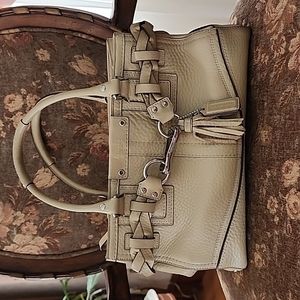 Coach Beige Grained Leather Hampton Tote - Pre-owned